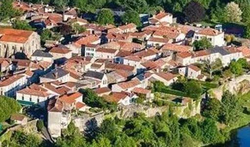 平昌回乡建别墅为什么一定要选专业乡墅公司